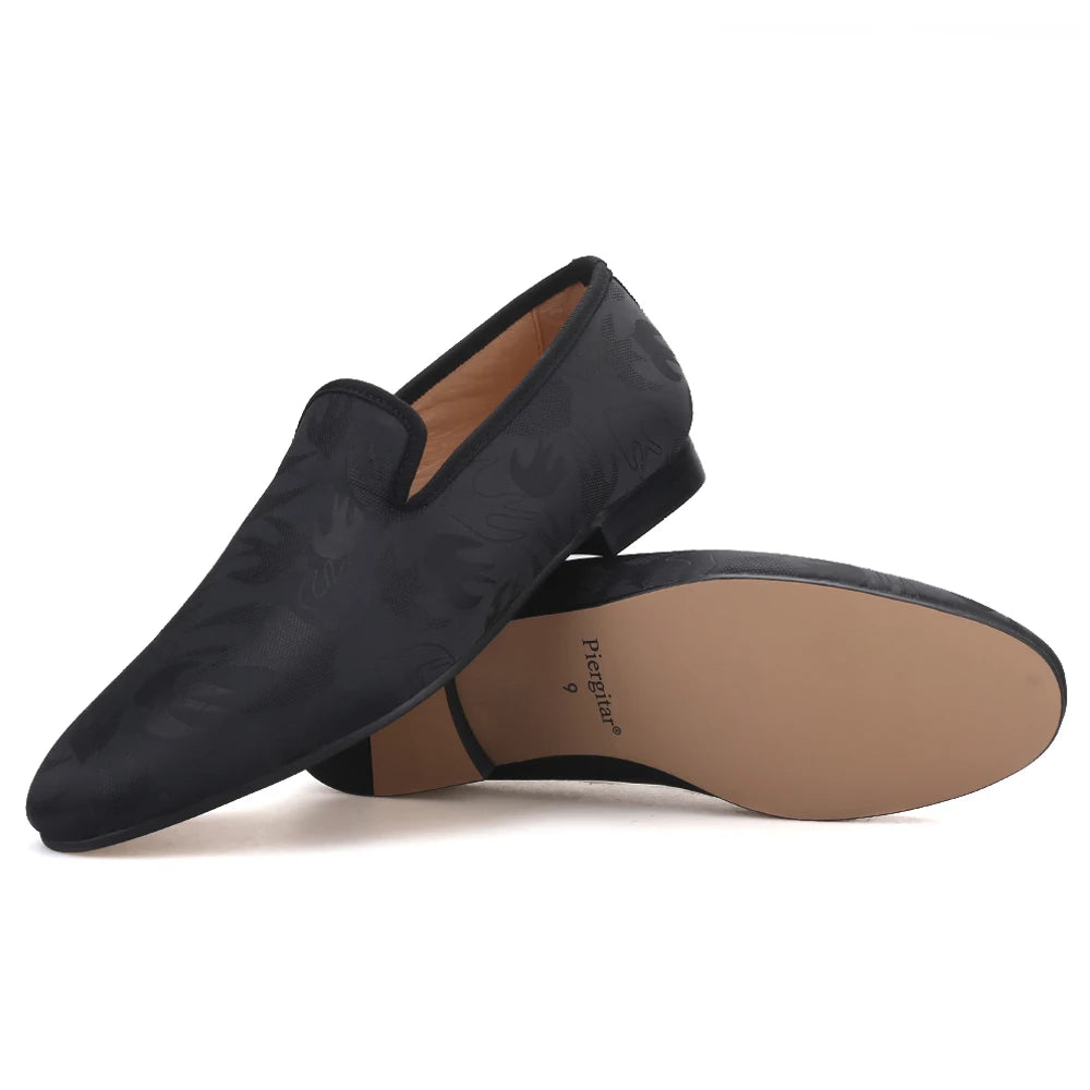 Men's smoking slippers and party shoes with camouflage prints.
