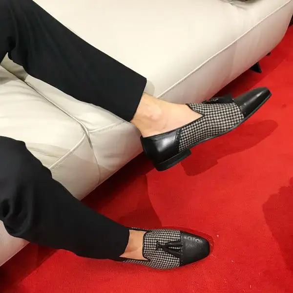 Piergitar brand new design houndstooth pattern men tassel shoes handmade men's loafers for party and prom men smoking slipper