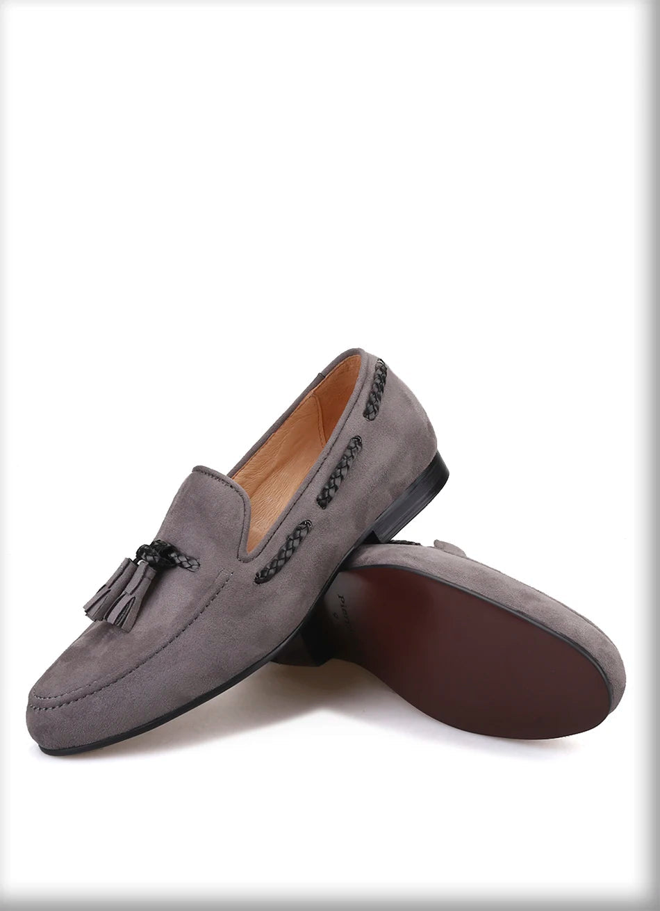 Plus size men's party and prom shoes made of velvet with a new tassel style.