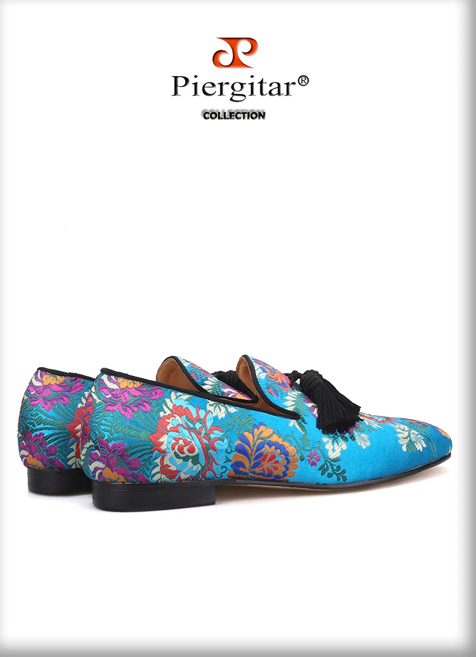 Piergitar brand 2019 new arrival Floral printing men loafers with big tassel wedding and prom men's silk shoes smoking slippers