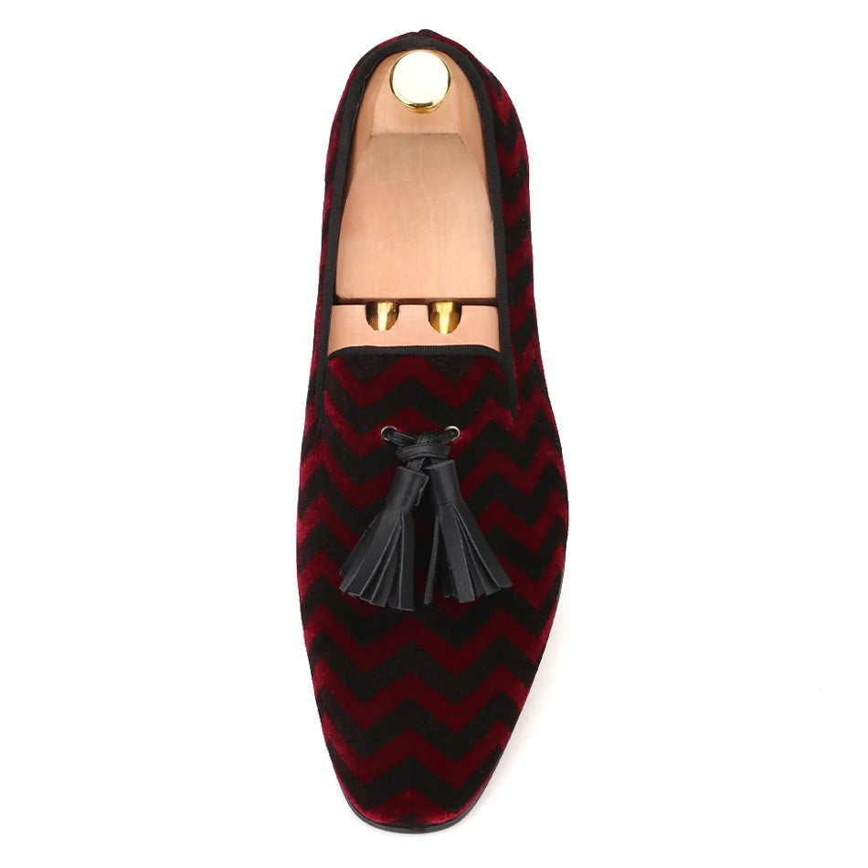 Mix color plaid pattern men's velvet shoes with black leather tassels for wedding and party men's dress shoes
