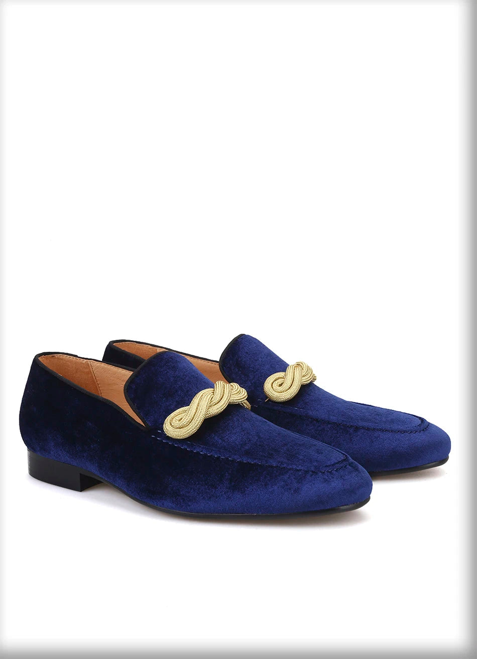 Men's smoking slippers with a gold rape design, made by hand.