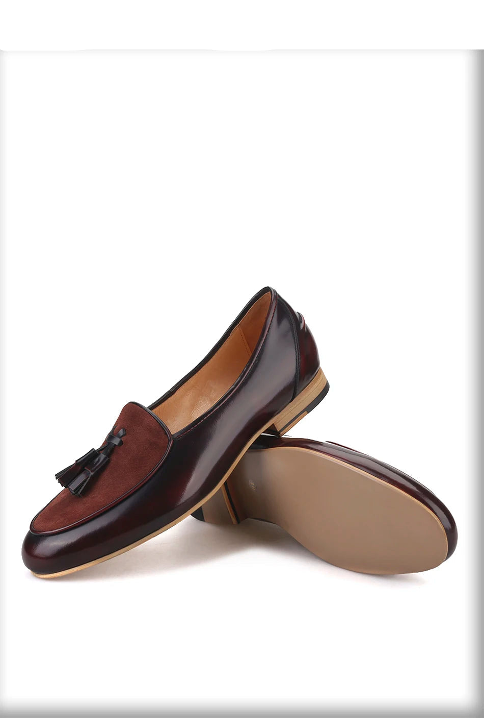 Mens leather loafers with tassels, brand new 2019 mens casual shoes for parties and banquets.