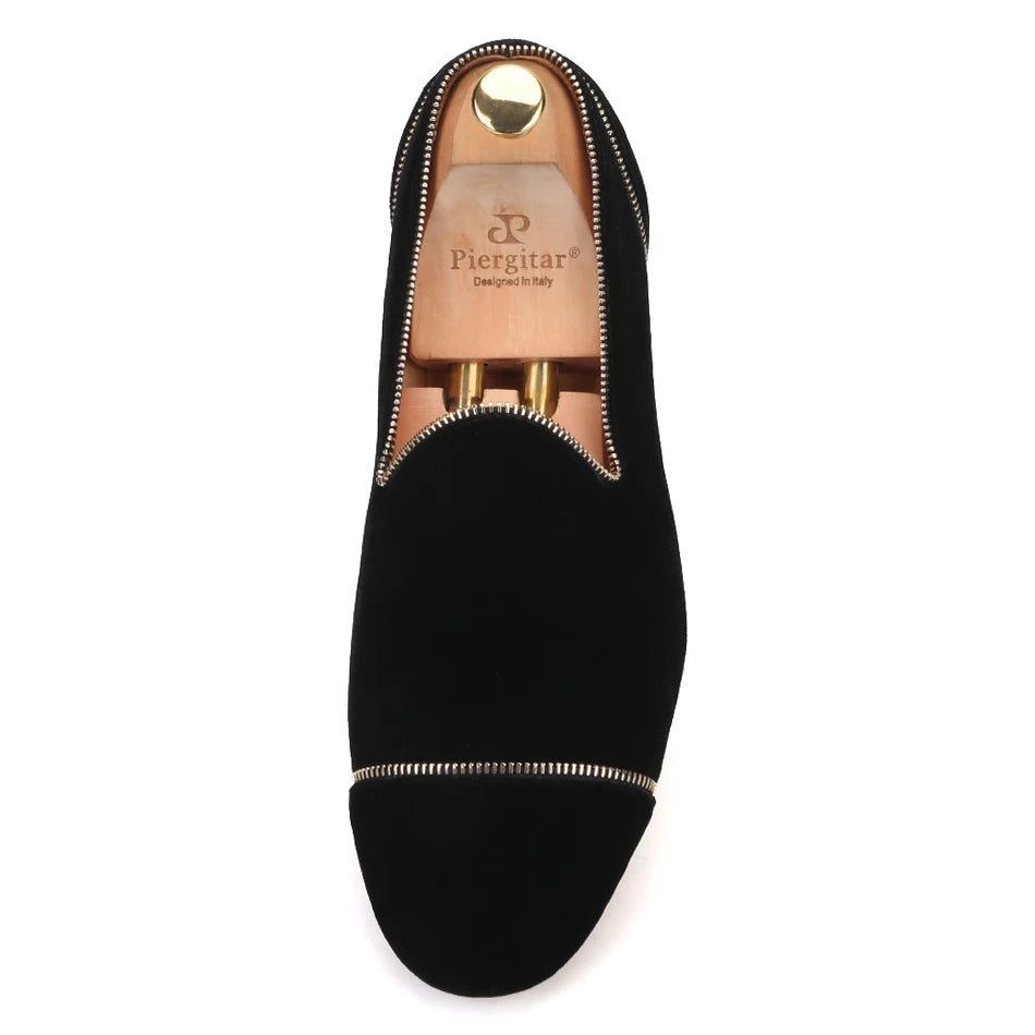 Men's smoking slippers with leather insole and Zipper design, black colors.