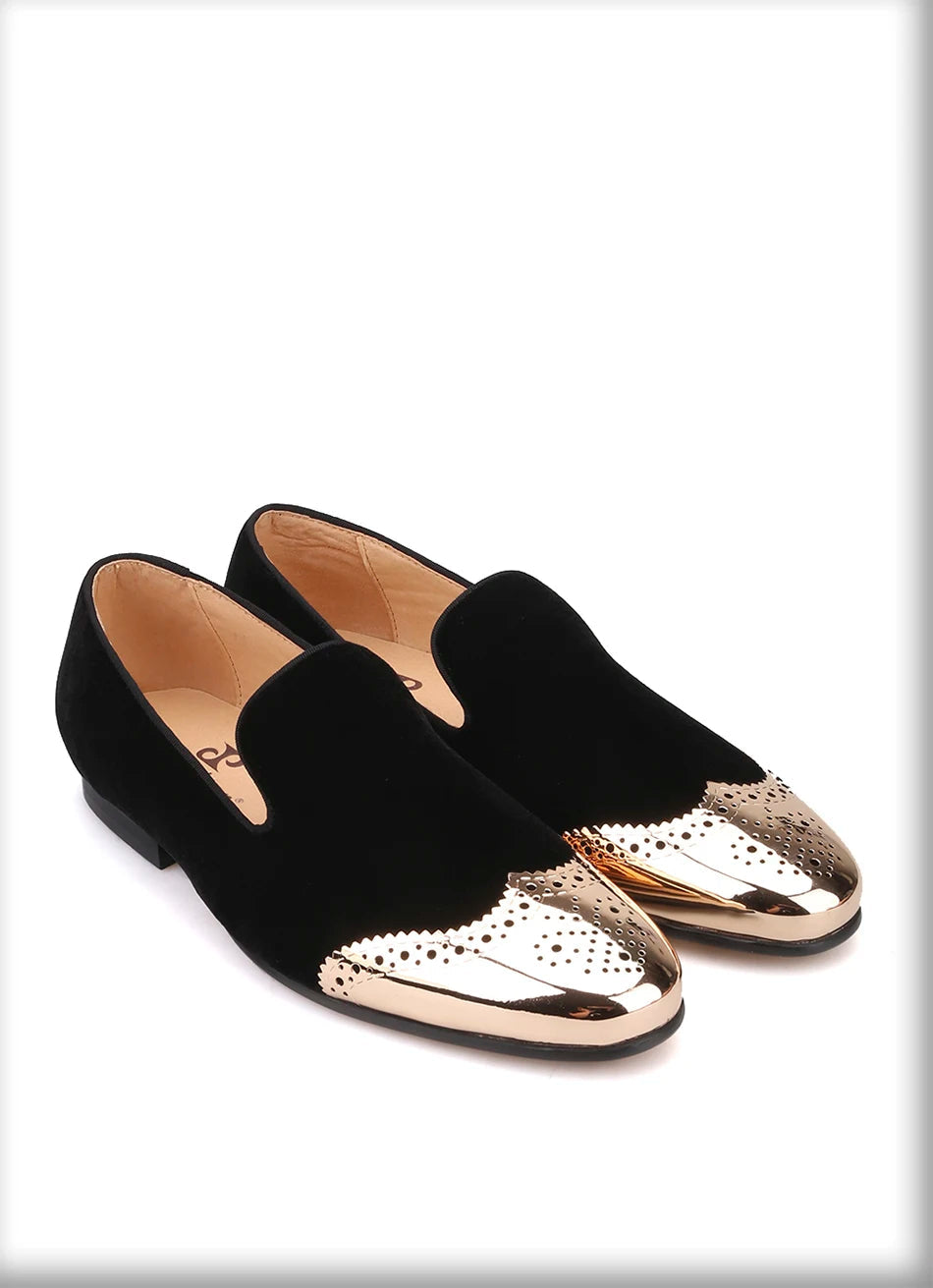 Plus size men's casual shoes with a top quality velvet shoe and gold Bullock Buckle.