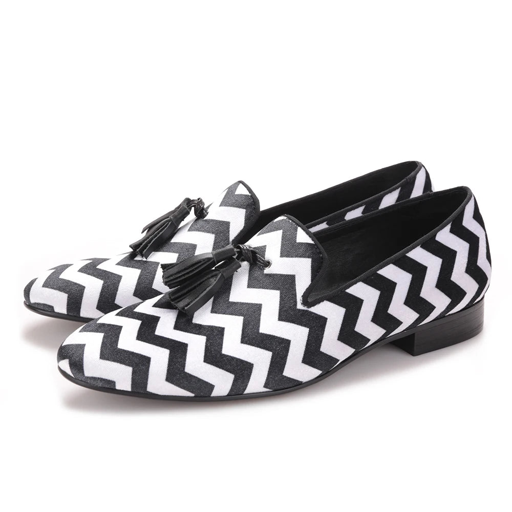 Mix color plaid pattern men's velvet shoes with black leather tassels for wedding and party men's dress shoes