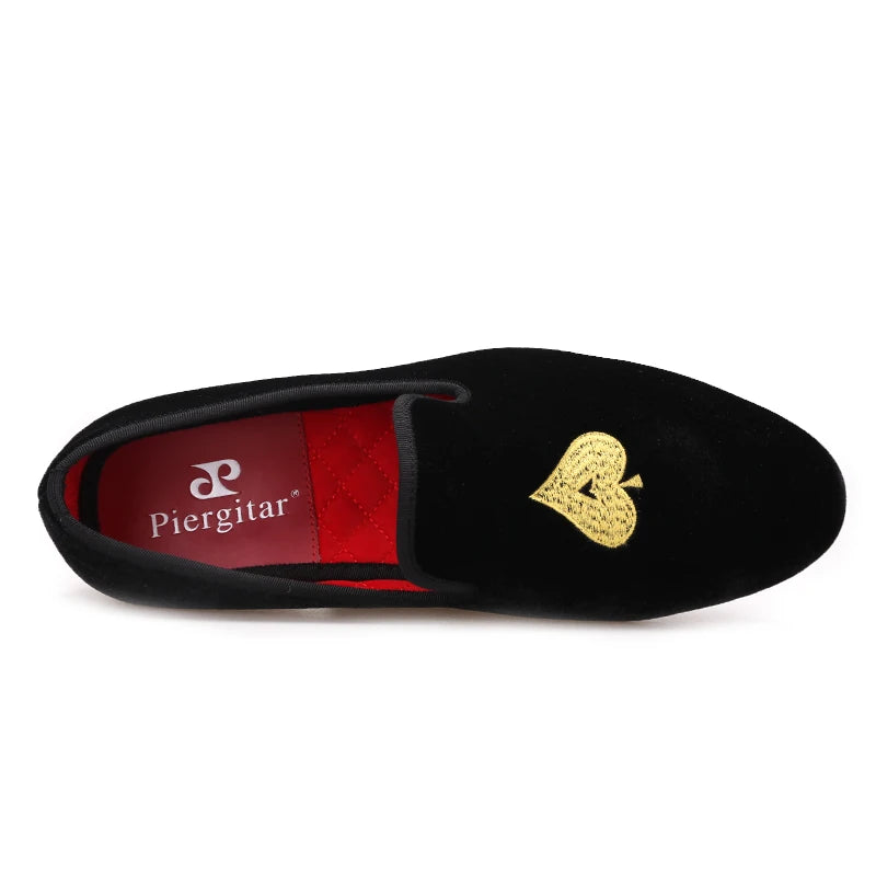 Piergitar new designs Handmade men velvets shoes with gold poker heart embroidery Fashion party and wedding men dress shoes