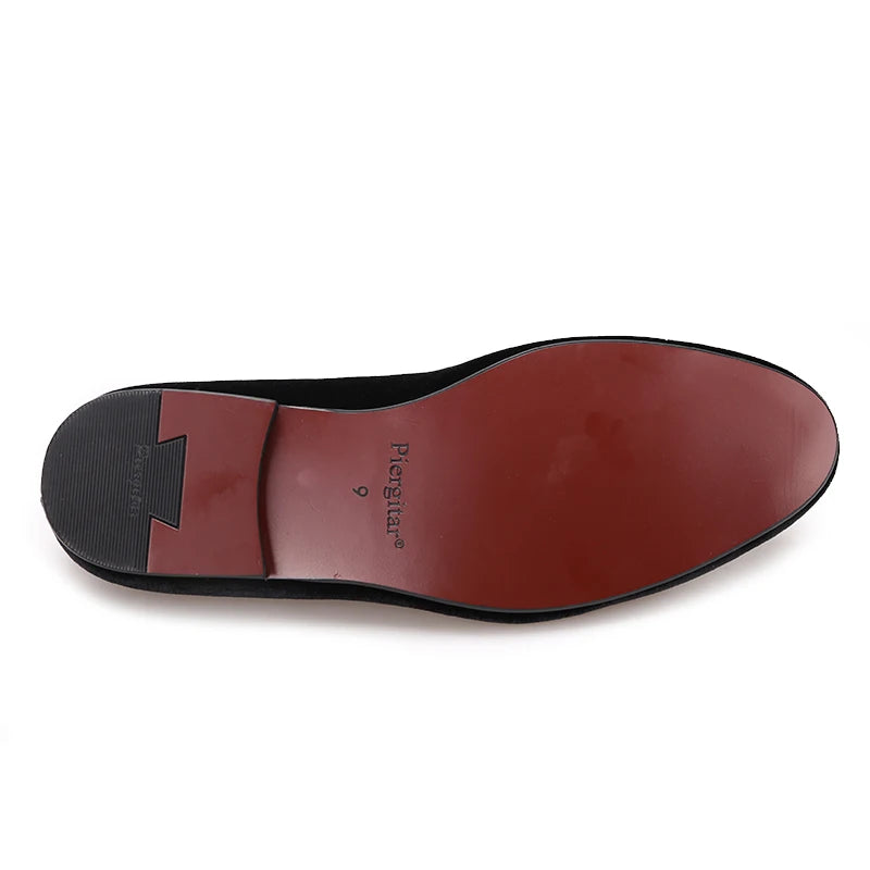 Piergitar new designs Handmade men velvets shoes with gold poker heart embroidery Fashion party and wedding men dress shoes