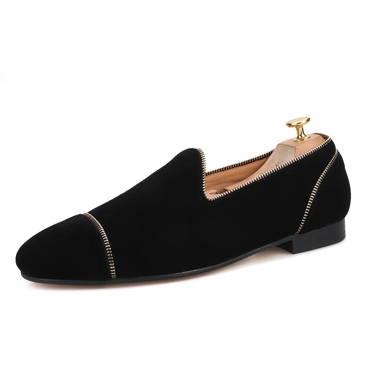 Men's smoking slippers with leather insole and Zipper design, black colors.