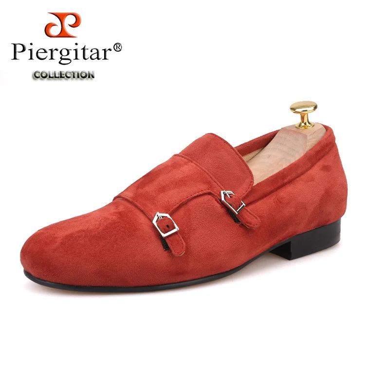 Piergitar 2020 men velvet shoe with velvet Hasp Party and Banquet men casual shoes British style men fashion loafers Plus size