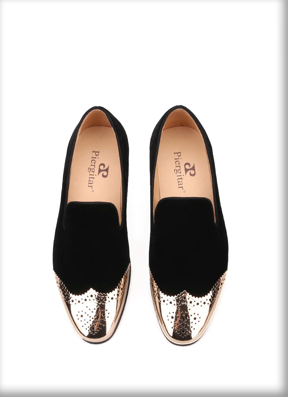 Plus size men's casual shoes with a top quality velvet shoe and gold Bullock Buckle.