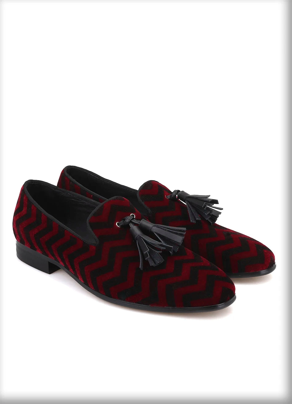 Mix color plaid pattern men's velvet shoes with black leather tassels for wedding and party men's dress shoes