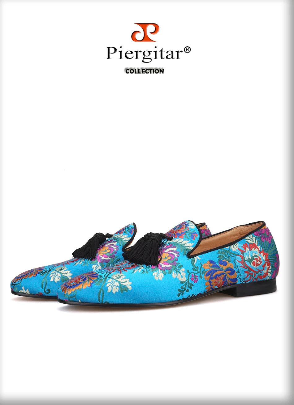 Piergitar brand 2019 new arrival Floral printing men loafers with big tassel wedding and prom men's silk shoes smoking slippers