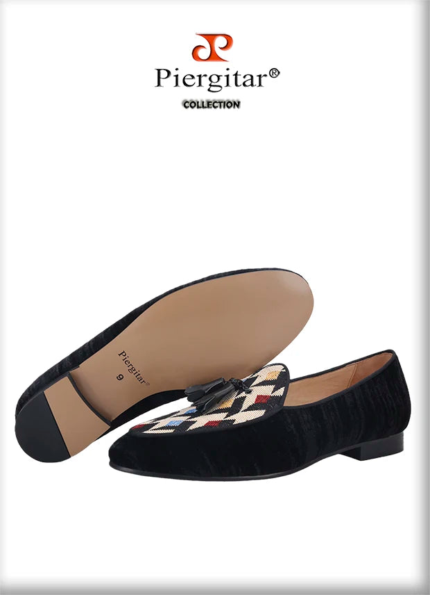 Piergitar 2021 Men Loafers Velvet Stitching Knit Man's Casual Shoes Handmade Tassel Male Smoking Slippers Man Flats Plus Size