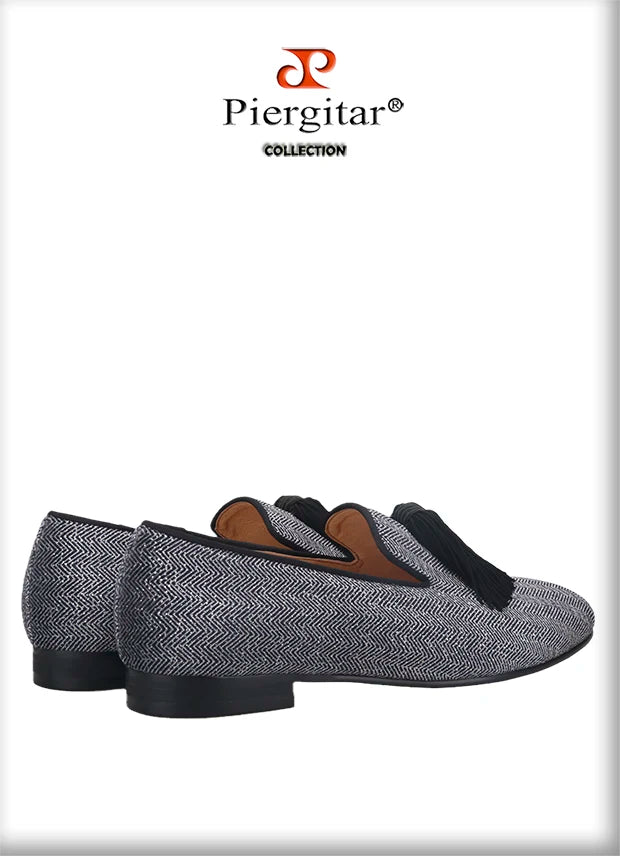 Piergitar New Gray Silver Glitter Fabric Men Moccasin Handmade Tassel Men's Loafers Classic British Style Smoking Slippers
