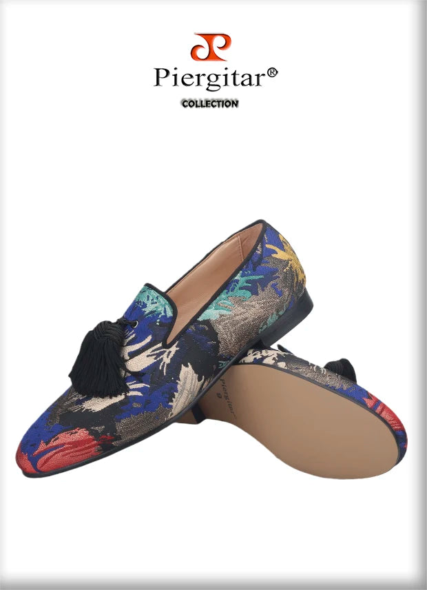 Piergitar 2021 New Style Oil Painting Silk Men Moccasin Handmade Tassel Men's Loafers Plus Size Slip-On Male Smoking Slippers