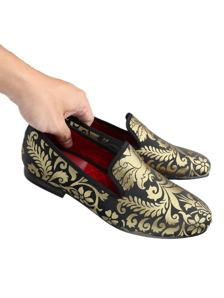 Piergitar 2023 New Upgrade Style Baroque Gold Jacquard Silk Men Loafers For Party Pair With Gold Suit Plus Size Moccasins