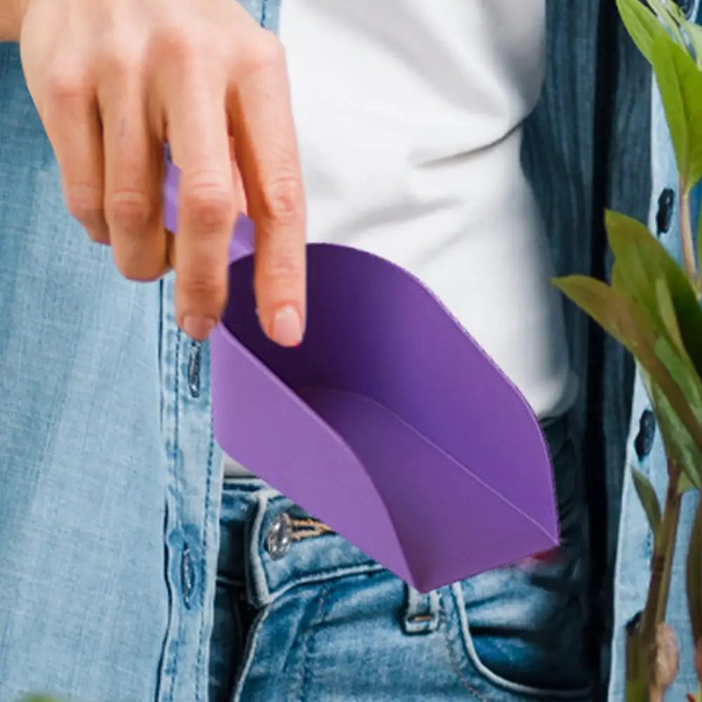Garden Scoop Multi-Function Plastic Soil Shovel