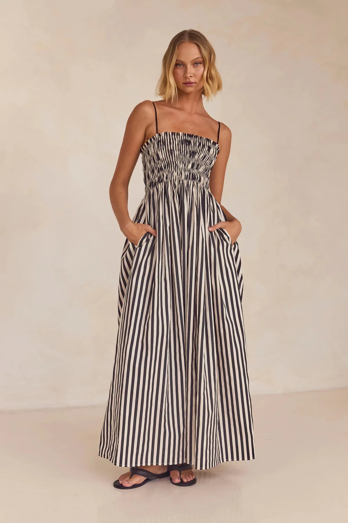 2025 Women's Summer Style Striped Rubber Elastic Sexy Big Swing Bag Suspender Dress Club Clothing Vestidos