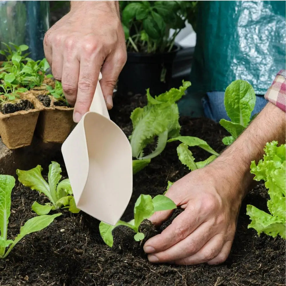 Garden Scoop Multi-Function Plastic Soil Shovel