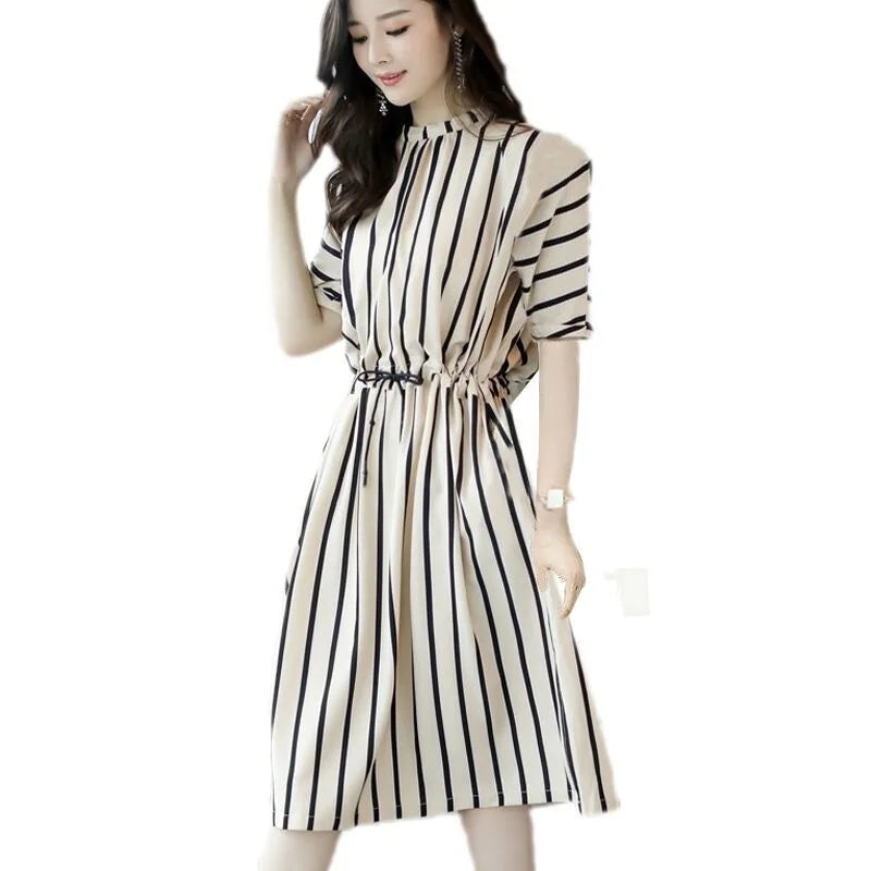 casual office lady dresses for women in a stripey short-sleeved midi dress