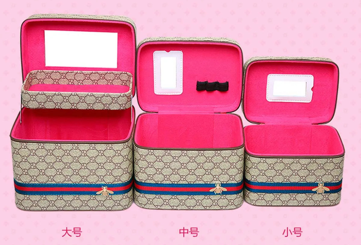 Leather cosmetic case