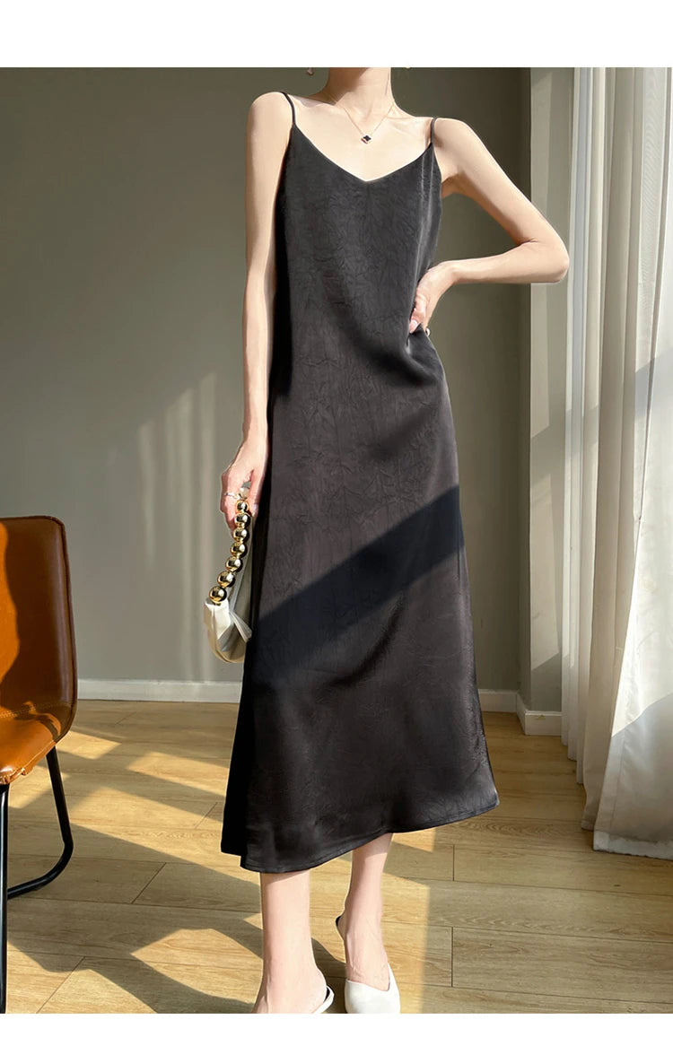 2025 New 100% Anti Wrinkle Mulberry Silk Strap Dress for Women's Summer New Loose Long Skirt