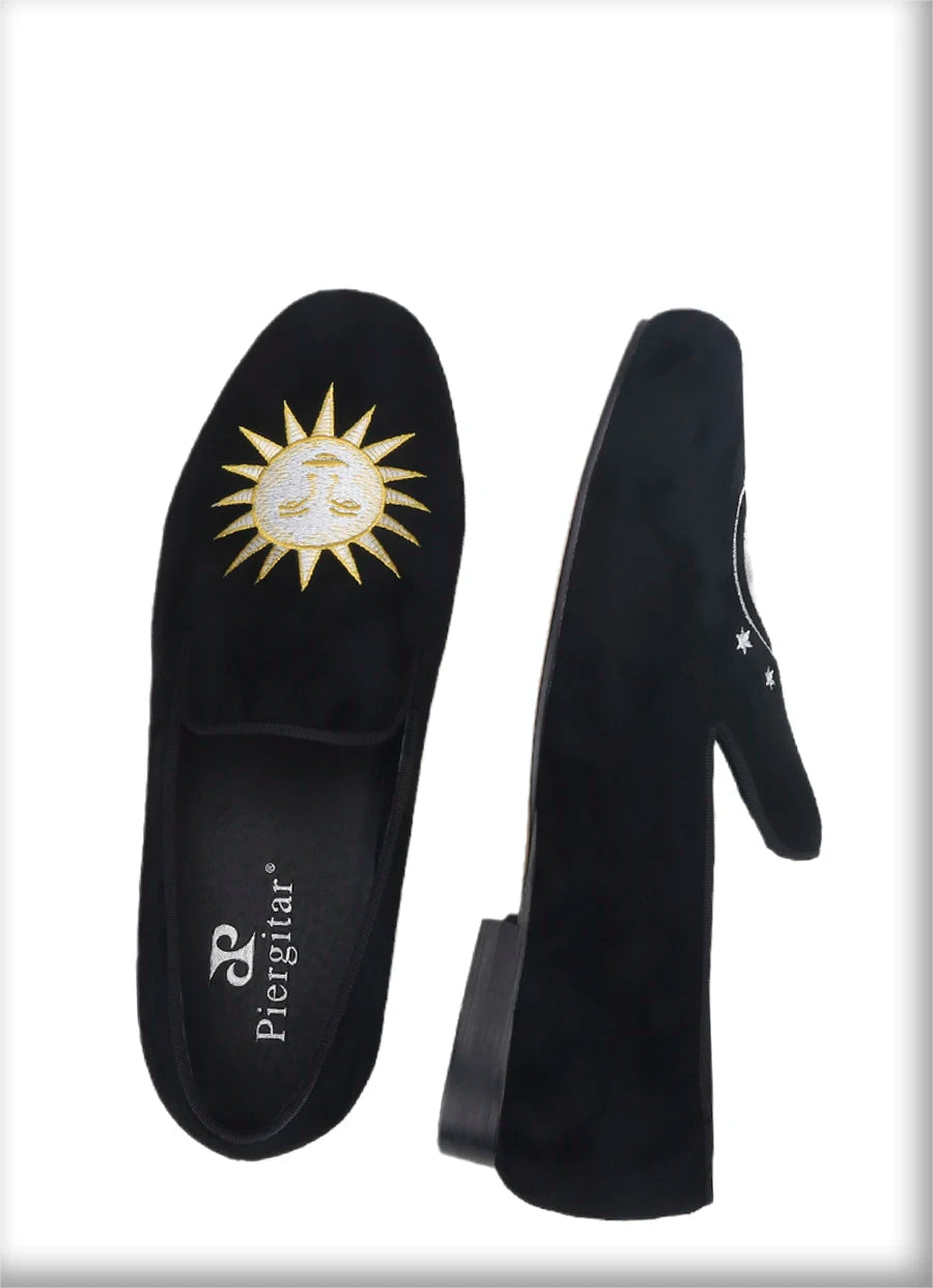 Handmade Mens Smoking Slippers with Classic Sun And Moon Embroidery for Fashion Party Loafers Leather insole