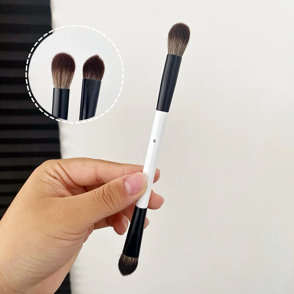 Dual-Ended Foundation Face Brush