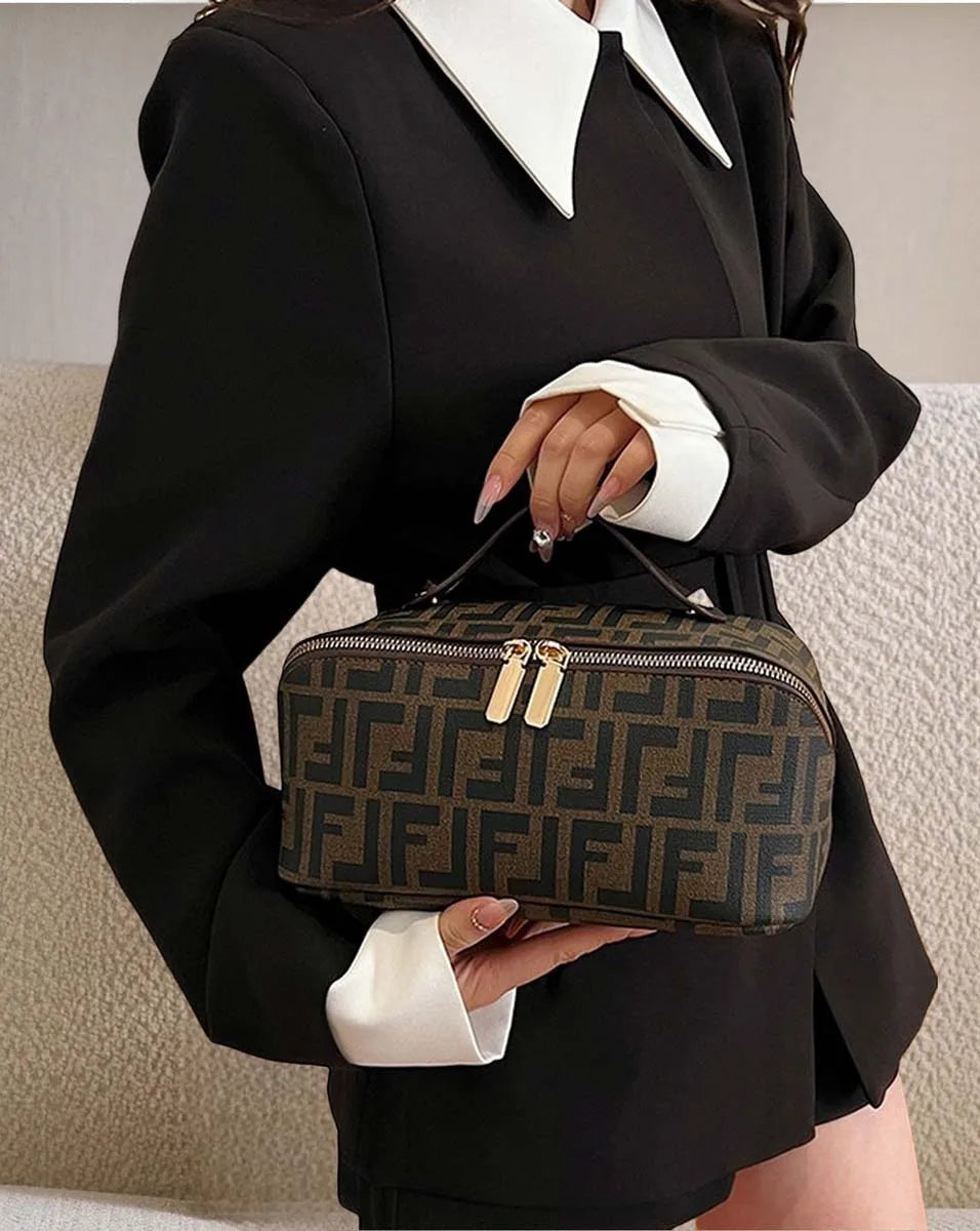 Travel cosmetics division toiletry bag