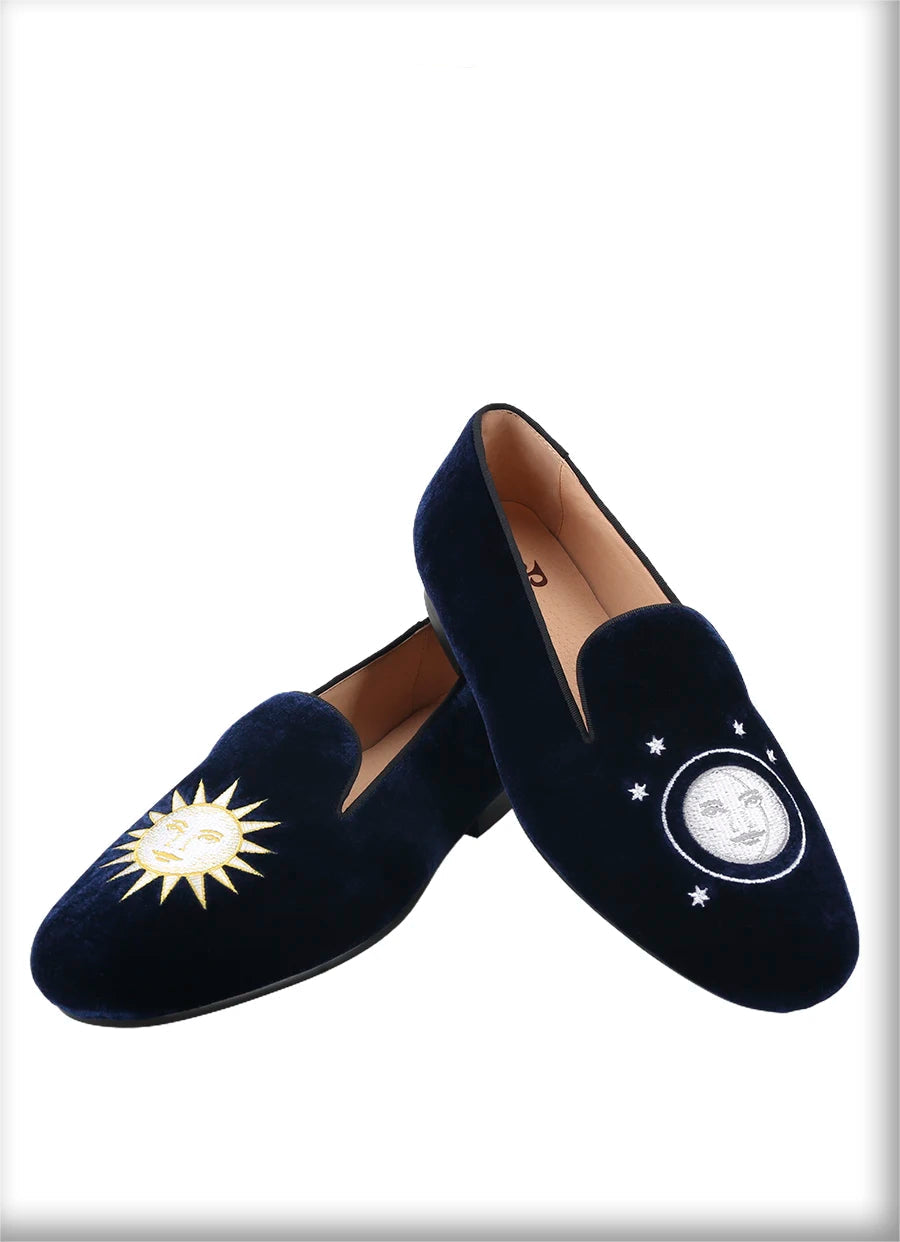 Handmade Mens Smoking Slippers with Classic Sun And Moon Embroidery for Fashion Party Loafers Leather insole