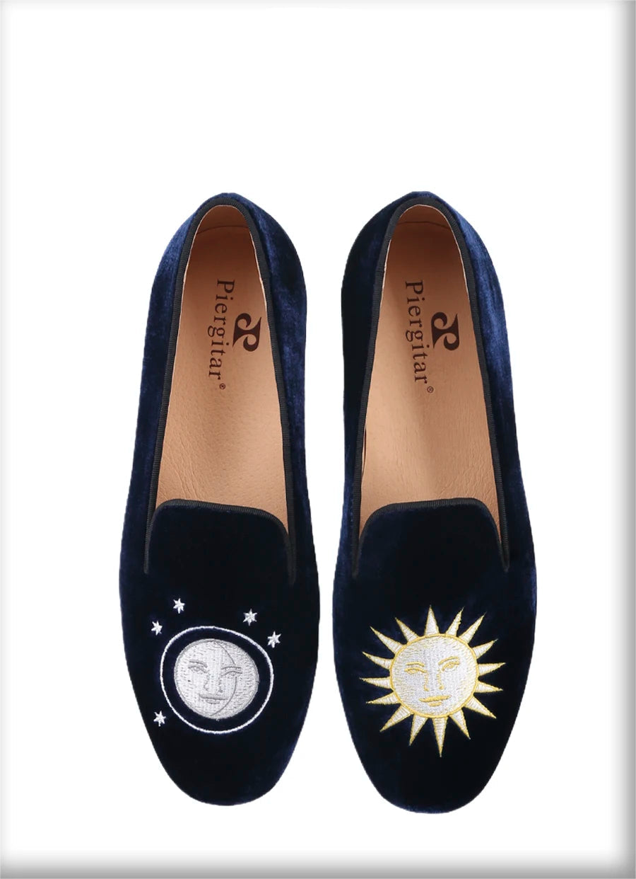 Handmade Mens Smoking Slippers with Classic Sun And Moon Embroidery for Fashion Party Loafers Leather insole
