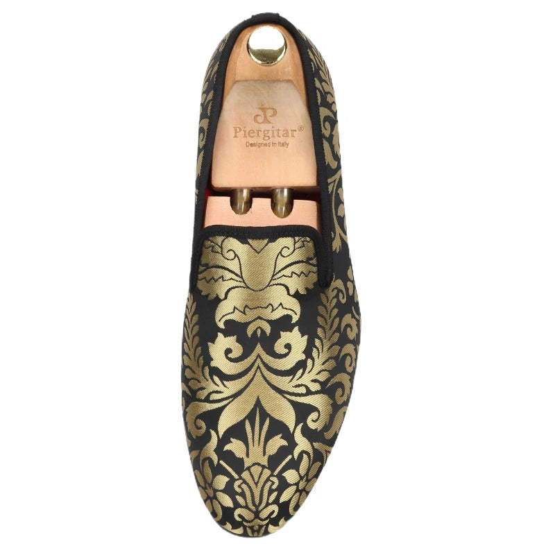 Piergitar 2023 New Upgrade Style Baroque Gold Jacquard Silk Men Loafers For Party Pair With Gold Suit Plus Size Moccasins