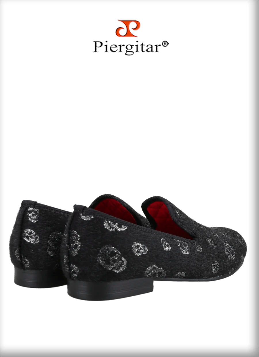 Piergitar New Style Black Horsehair Sliver Skull Embossed Men Shoes For Party Slip-On Loafers Smoking Slipper Men Flat Plus Size