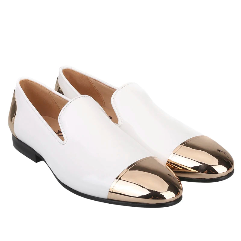 Piergitar Black/White Patent Leather Slip-On Slippers For Party Customised Front And Rear Metal Buckles Handmade Men's Loafers