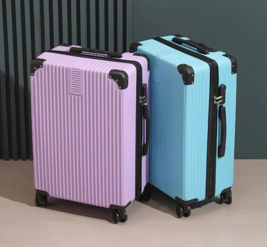 360-degree Rotating Waterproof Luggage