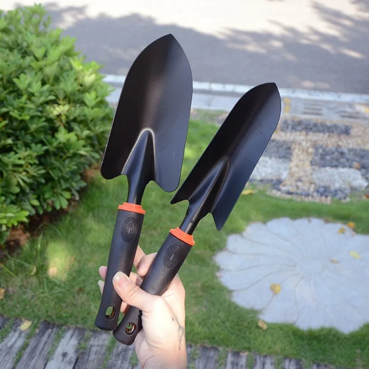 Black Rubber Handle Five Tooth Rake
