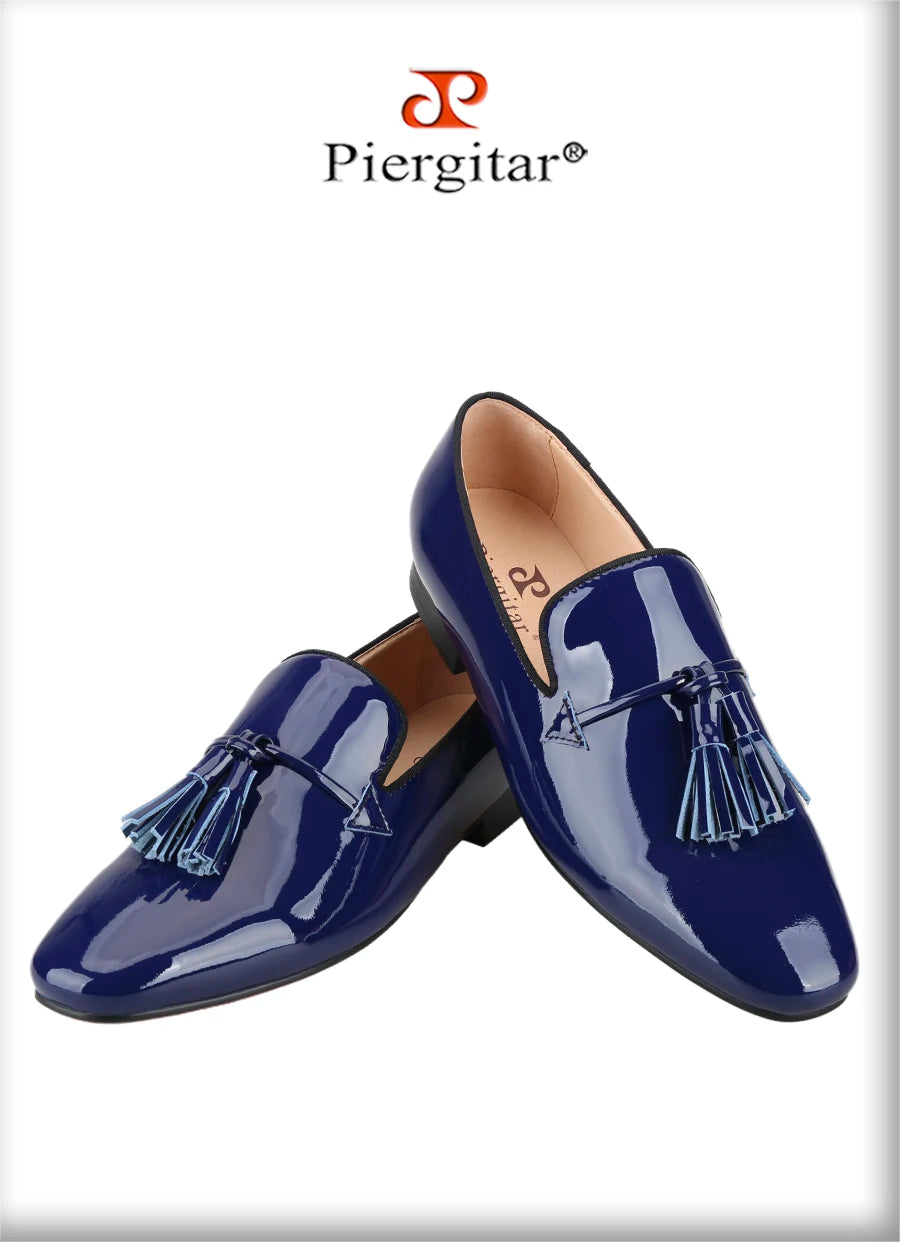 Piergitar 2024 New Model Royal Blue And Black Patent Leather Men's Tassels Shoes For Fashion Party Handmade Slip-On Loafers