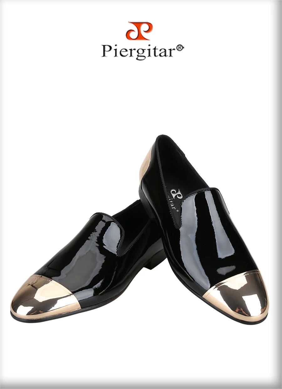 Piergitar Black/White Patent Leather Slip-On Slippers For Party Customised Front And Rear Metal Buckles Handmade Men's Loafers