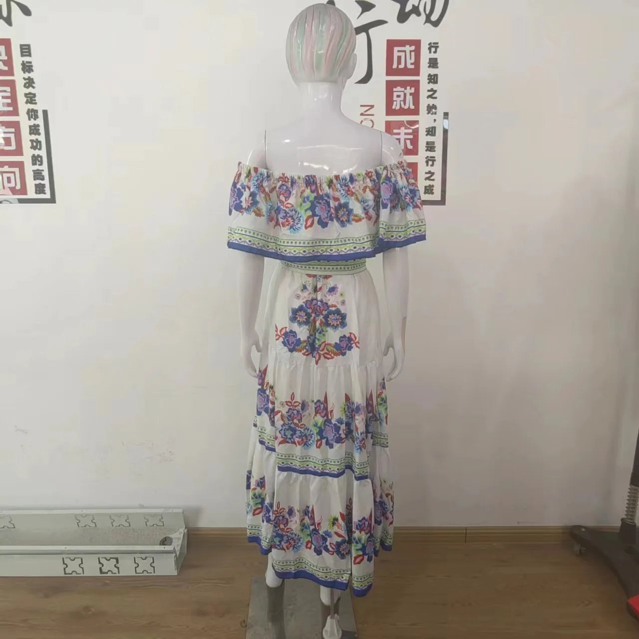 2024 Spring/Summer New Women Retro Fashion One Shoulder Red Flower Printed Waist Collection Long Style Large Swing Casual Dress