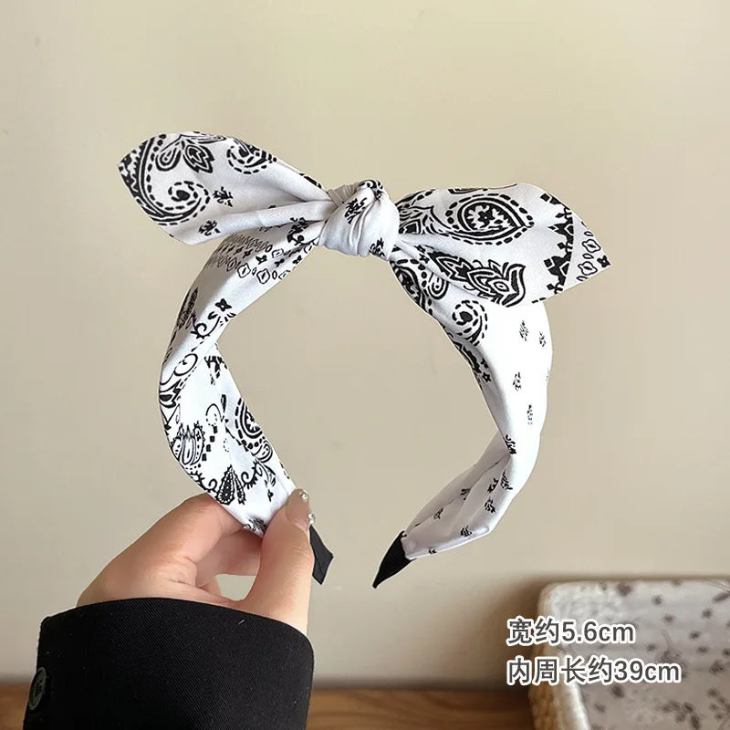 Cotton Cashew Flowers Printing Butterfly Hair Clips
