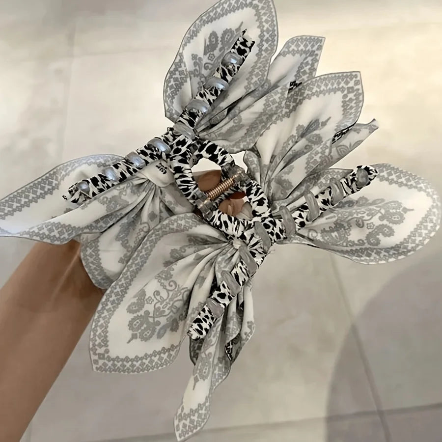 Cotton Cashew Flowers Printing Butterfly Hair Clips