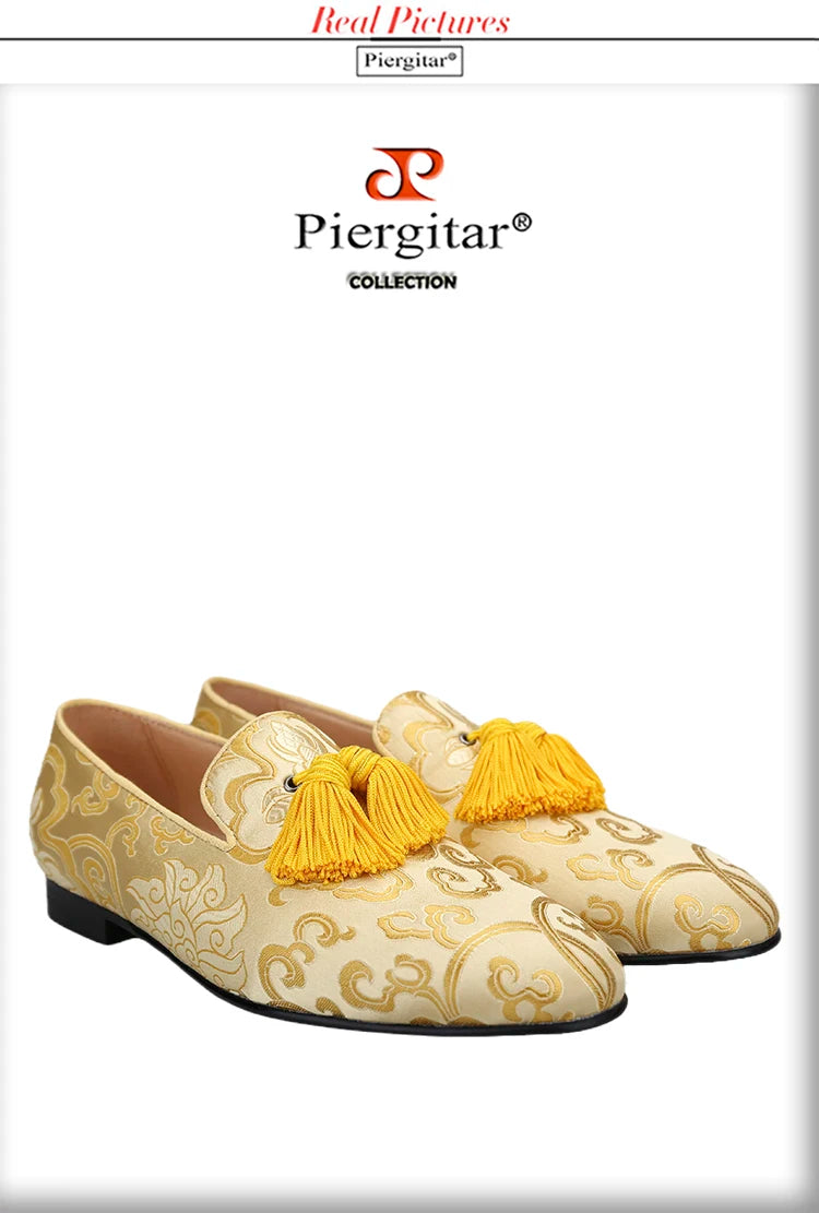 Piergitar 2022 Summer Chinese Style Totem Print Silk Men's Loafers Handcrafted Tassel Slip-On Smoking Slippers For Party Wedding