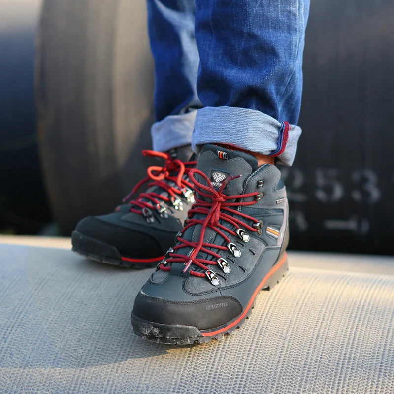 Outdoor Mountain Climbing Sneaker