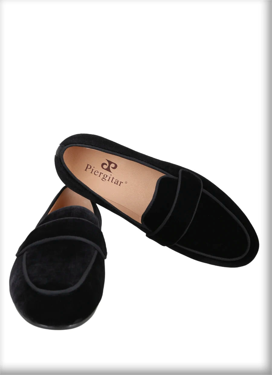 Customized Black Velvet Slip-On Shoes for Men, Fashion Party and Wedding Slippers with Leather Insole