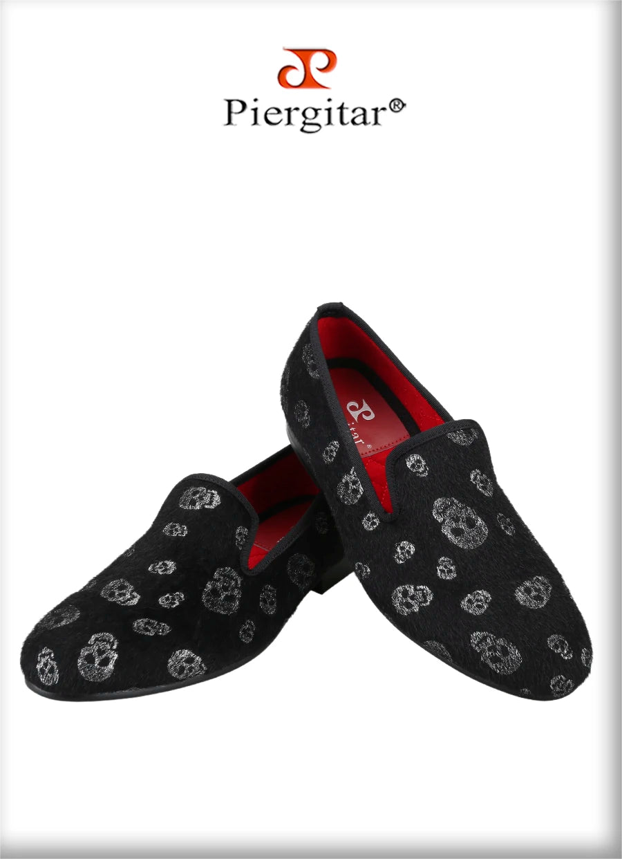 Piergitar New Style Black Horsehair Sliver Skull Embossed Men Shoes For Party Slip-On Loafers Smoking Slipper Men Flat Plus Size