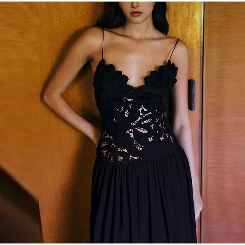 Women's Sleeveless High Waist Pleated Hollow Lace Dress