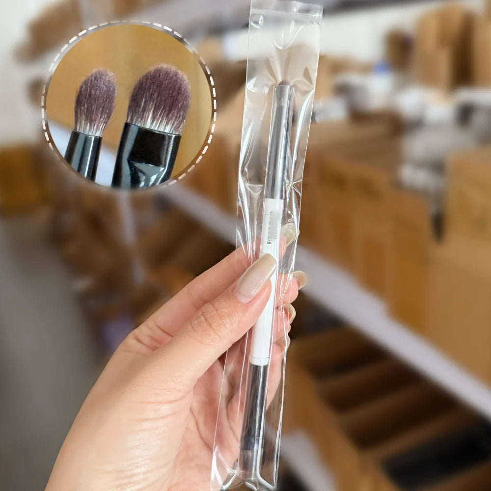 Dual-Ended Foundation Face Brush