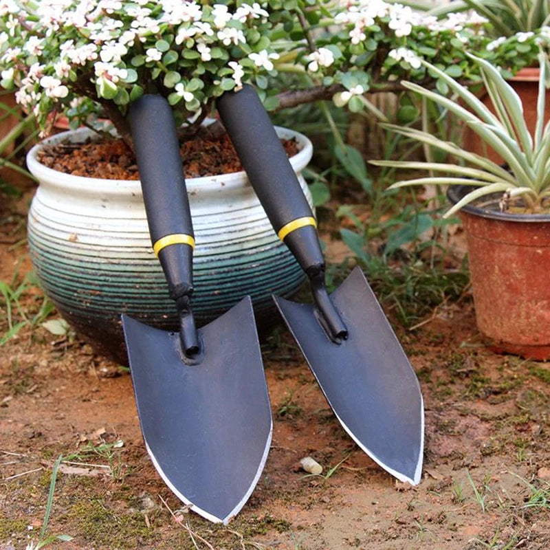 Heavy Duty Hand Shovel