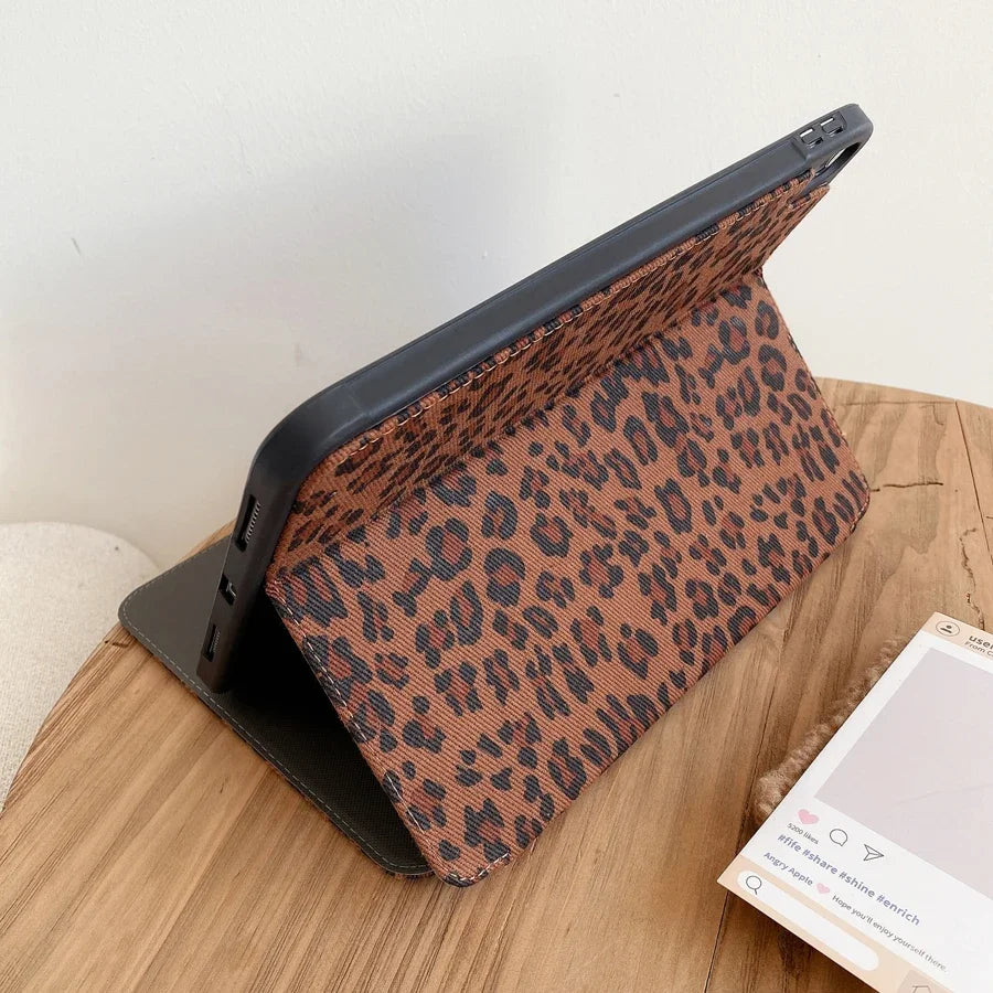 Leather Cover Leopard-print Case